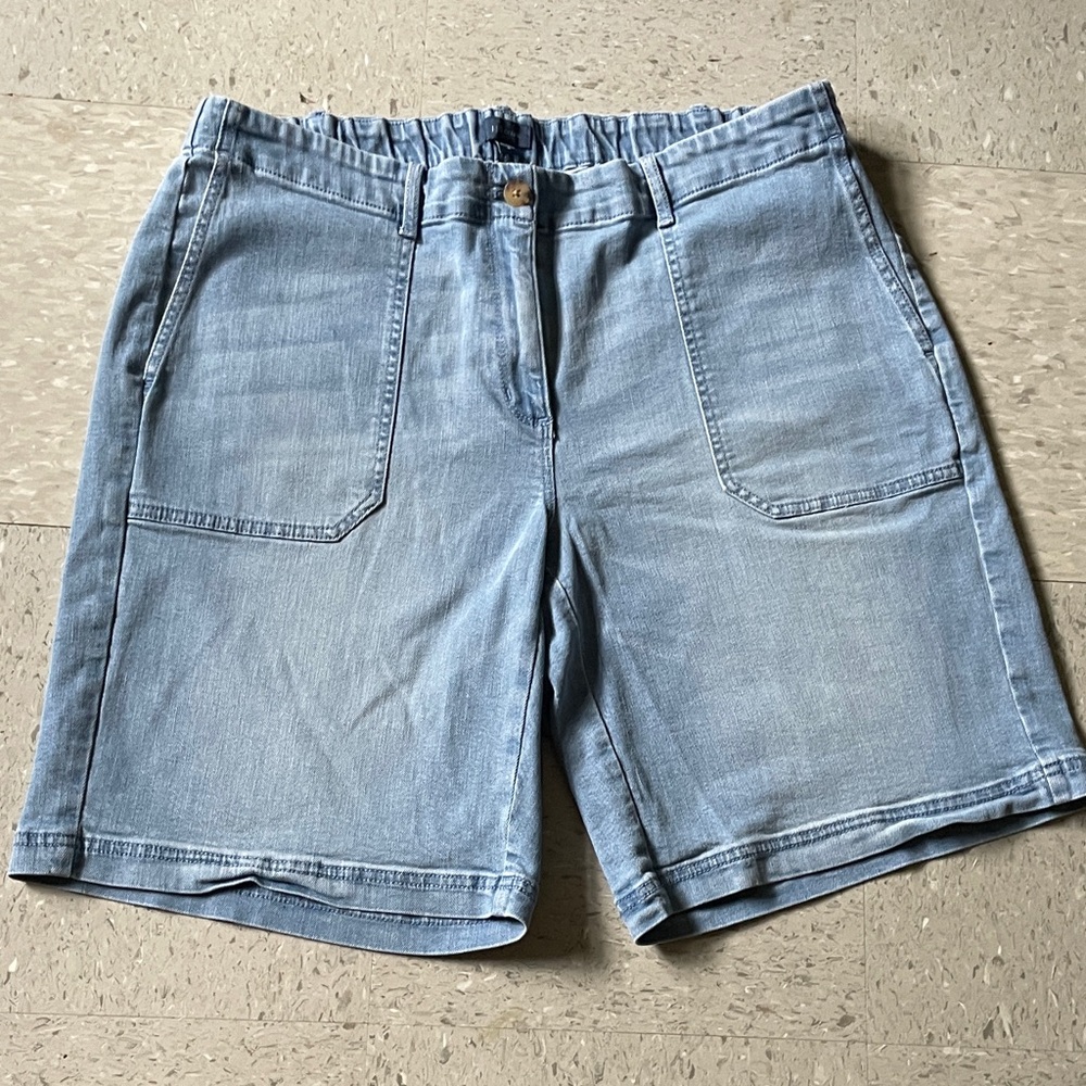 J.Jill Light Blue Denim Women's Shorts size18